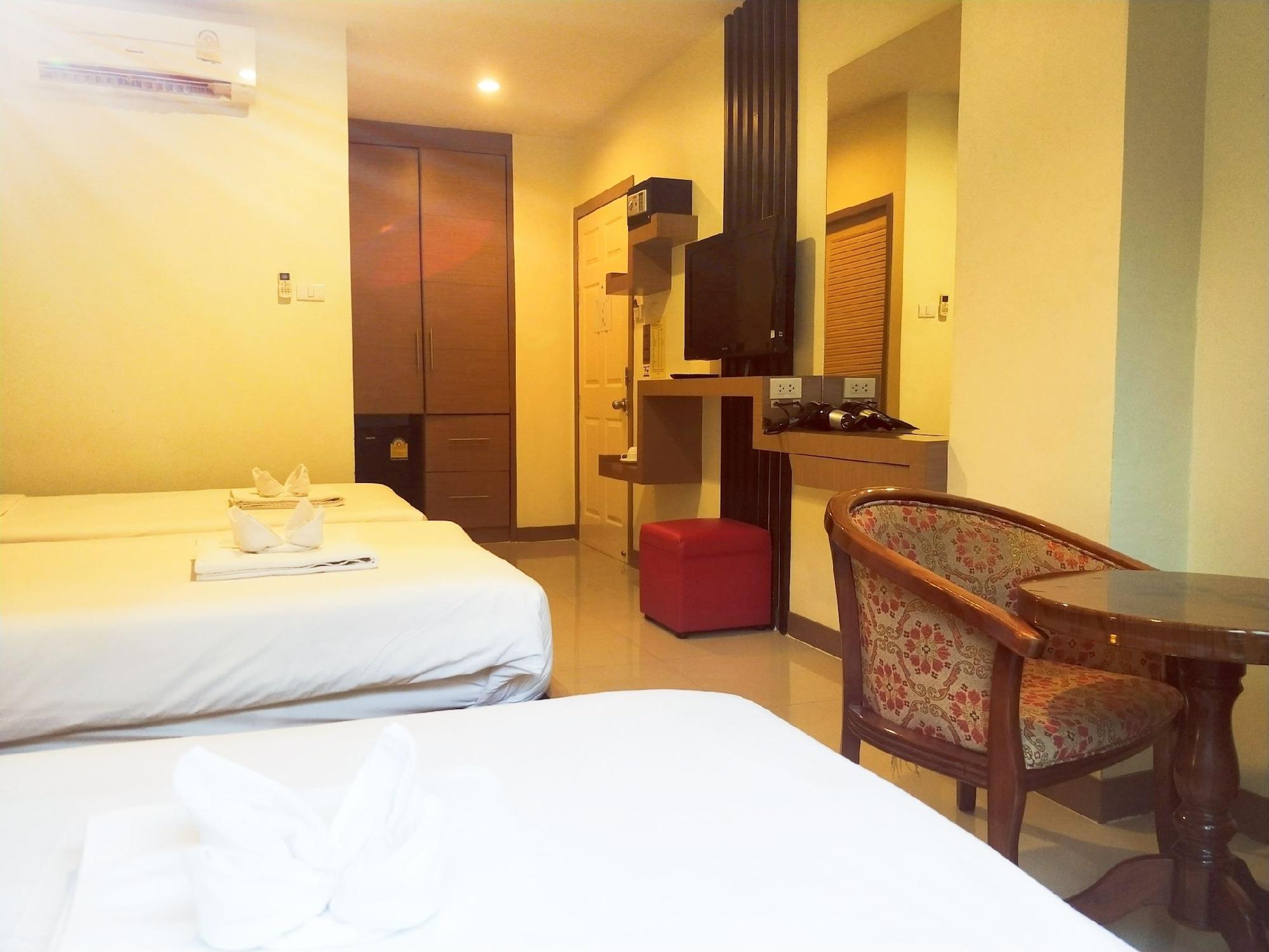 Pimrada Hotel Patong Экстерьер фото
