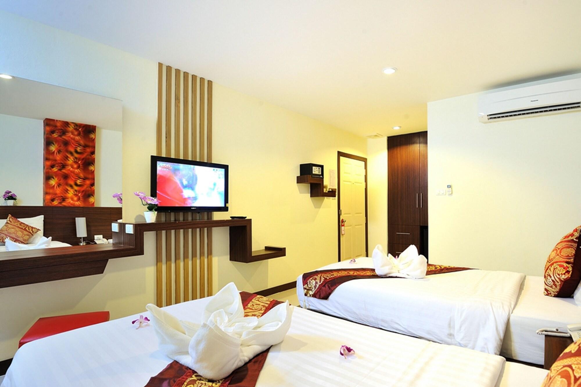 Pimrada Hotel Patong Экстерьер фото